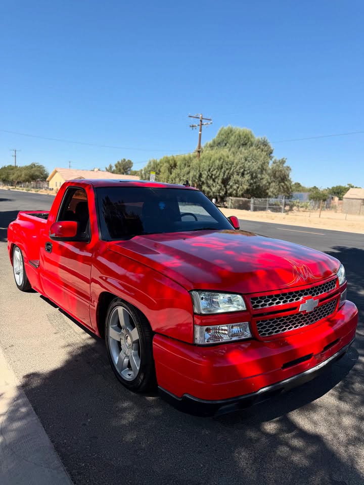 2002 Chevy Silverado Price:$11,200 Down payment:$950 Clean title Cateye front