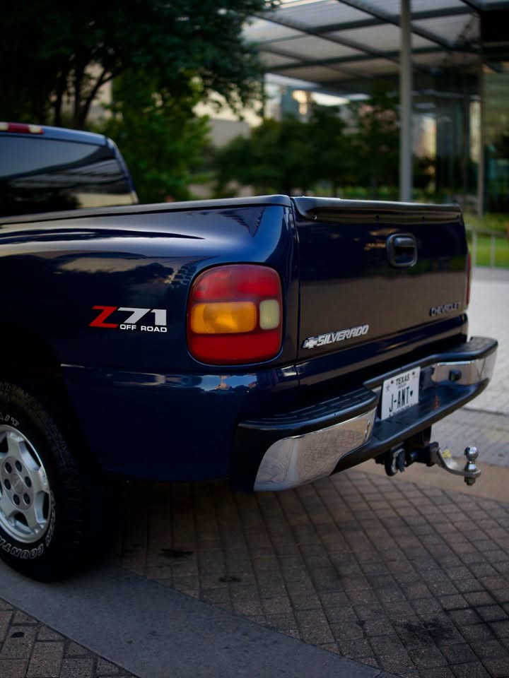 2002 Chevrolet Silverado 1500 - Image 7
