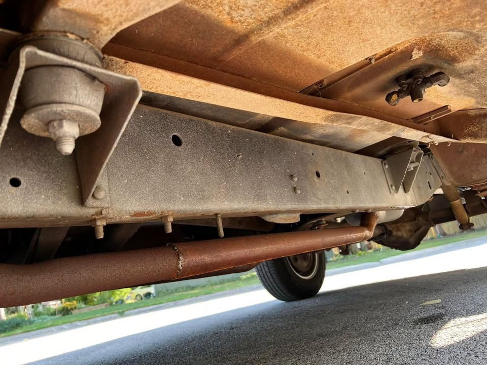 Selling a beautiful 1970 Chevy C10 true short bed pick - Image 13