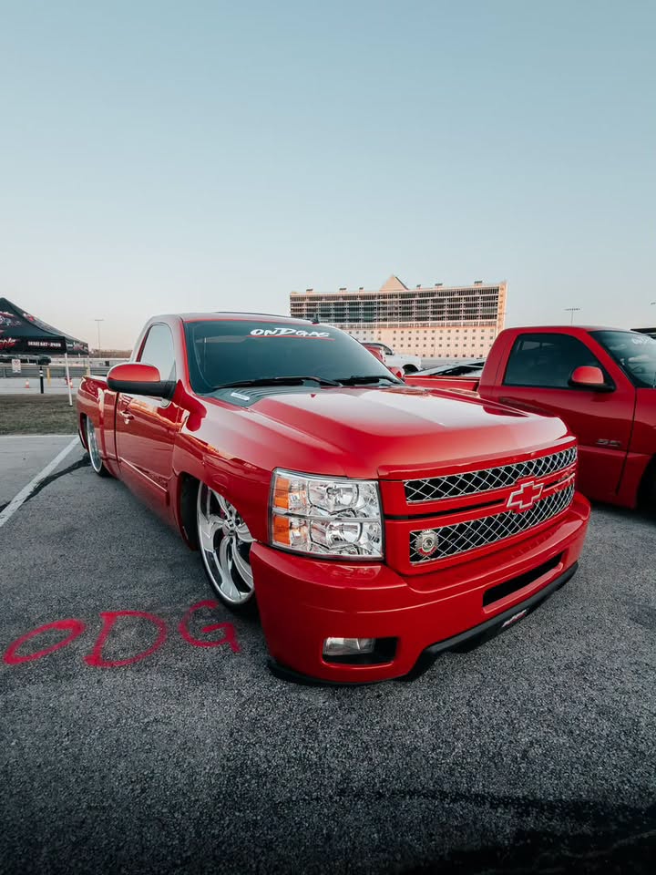 FOR SALE: Chevrolet Silverado 1500 Regular Cab Vehicle Details Price:$18,300
