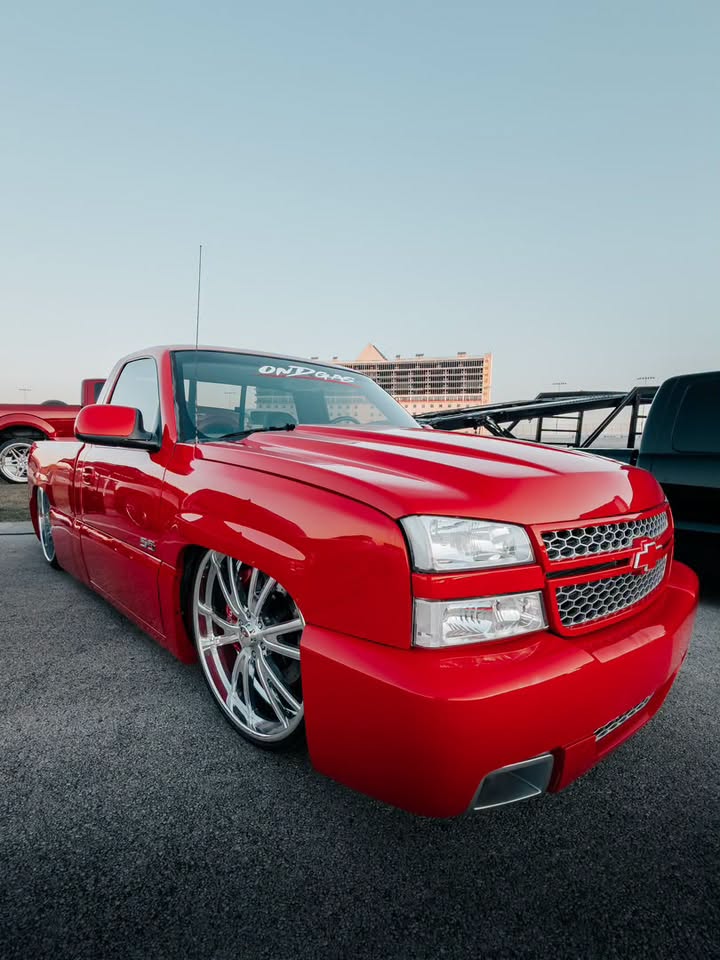 Chevrolet Silverado 1500 Regular Cab - Image 3