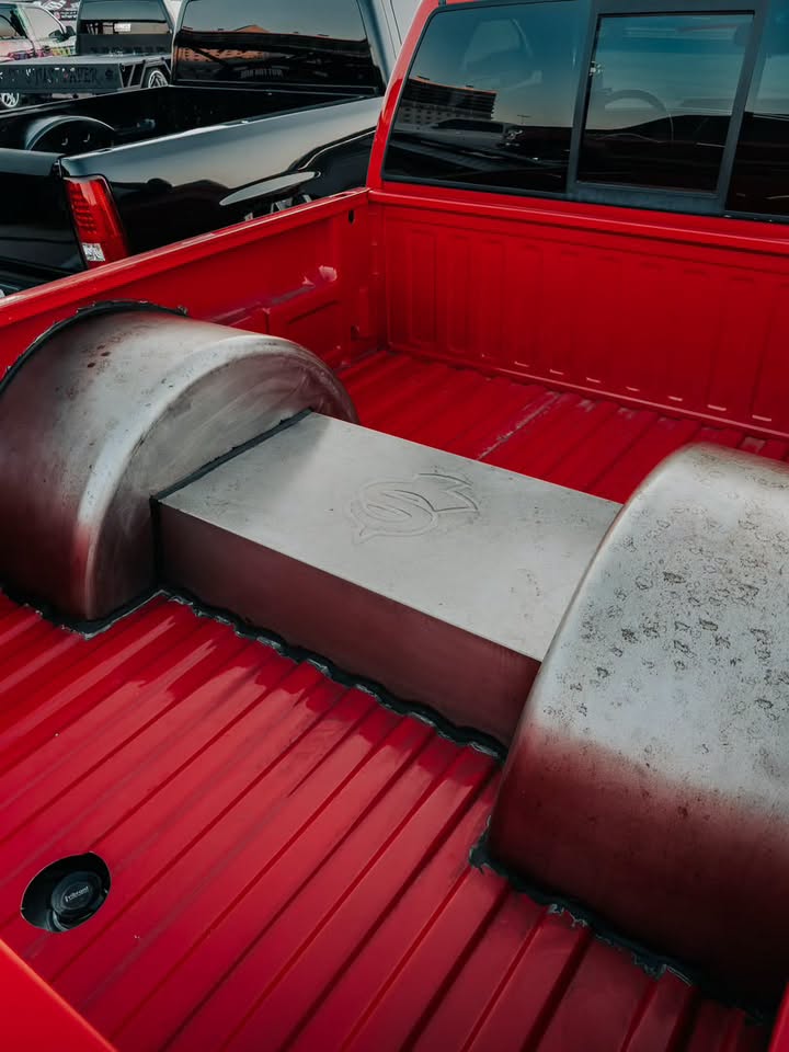 Chevrolet Silverado 1500 Regular Cab - Image 9