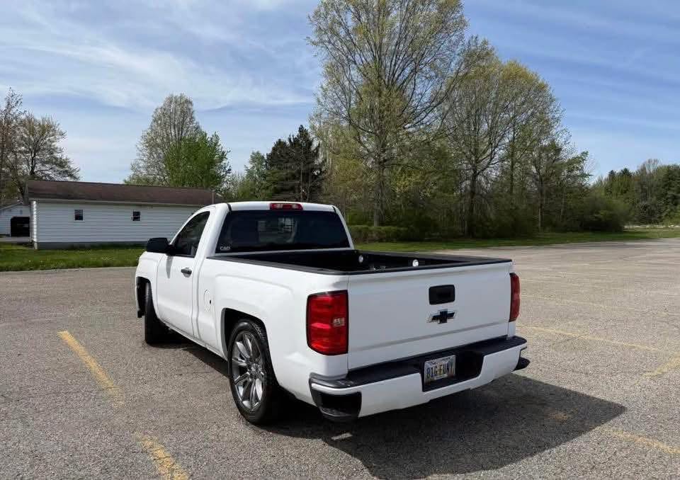 Price:$12,300 Down payment:$650 Chassis: 1GCPCSEA7AZ158058 115k Miles 4.8-Liter Vortec V8 - Image 9