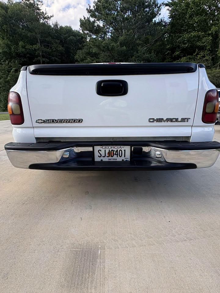 2000 Chevrolet Silverado 1500 LS Sportside Price:$8,700 Down payment:$800 Financing - Image 12