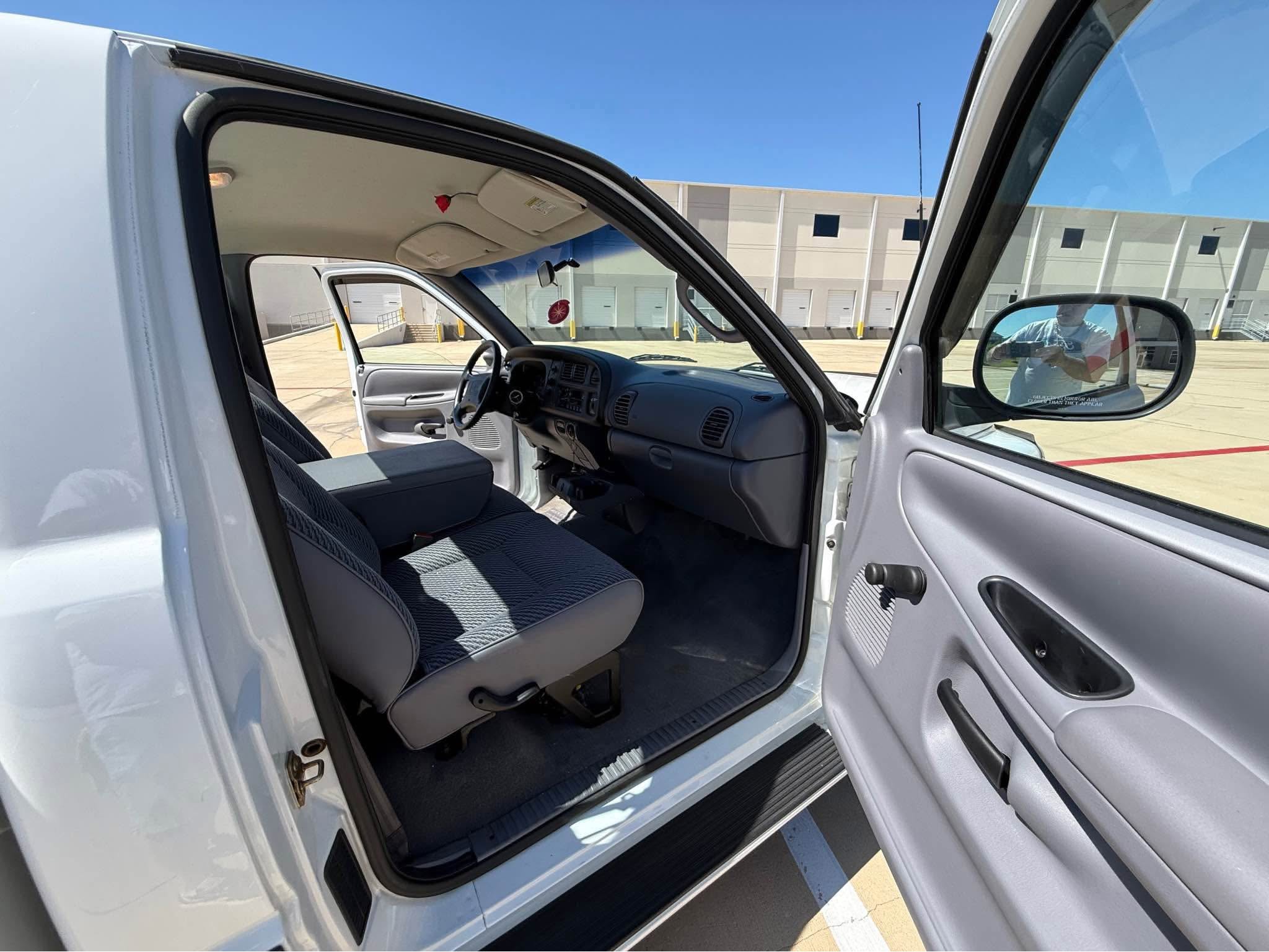 This 1995 Dodge Ram 1500 single cab pickup is available - Image 14