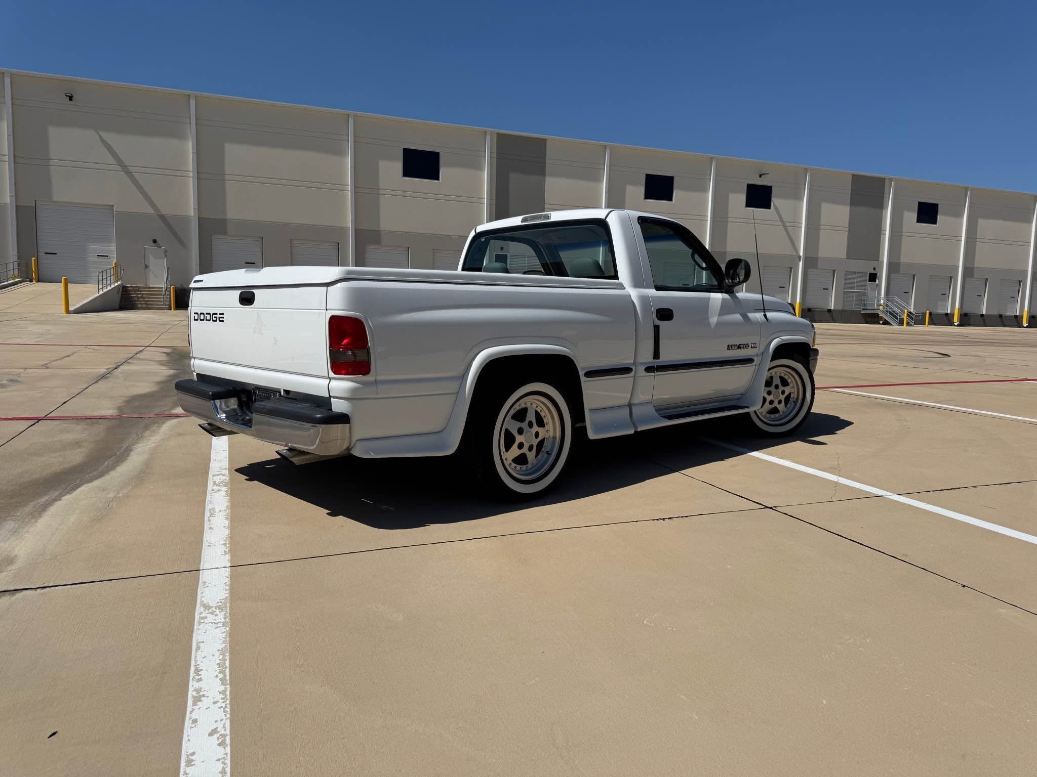 This 1995 Dodge Ram 1500 single cab pickup is available - Image 6