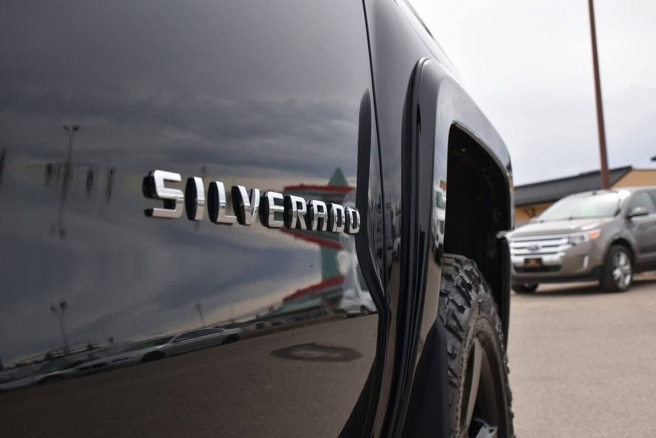 2017 Chevy silverado 1500 Engine Size:5.3L Ecotech v8 Transmission Type: - Image 6