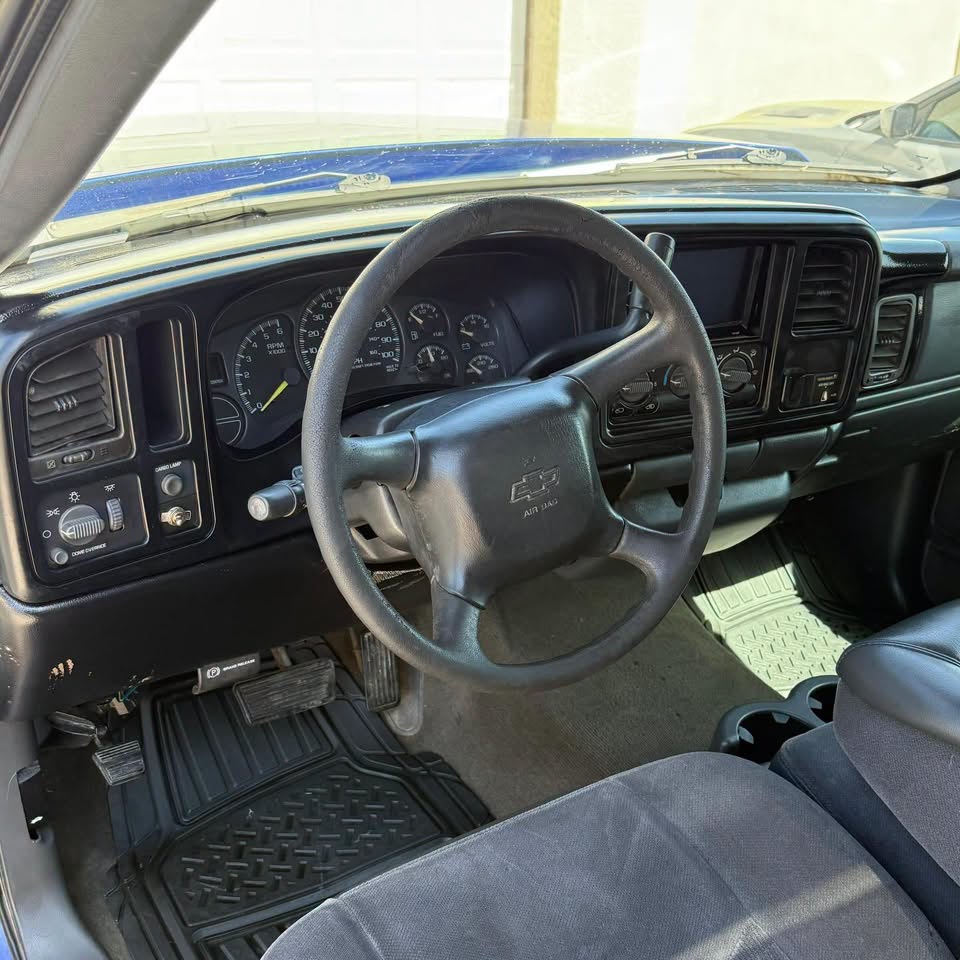 2001 Chevrolet Silverado Price:$14,700 Down Payment:$750 5.3 V8 82K Miles - Image 6