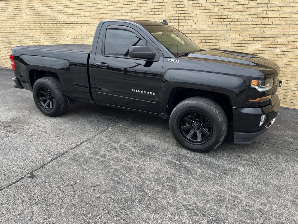 Twin-Turbocharged 2018 Chevrolet Silverado 1500 LT Z71 4×4 - Image 3