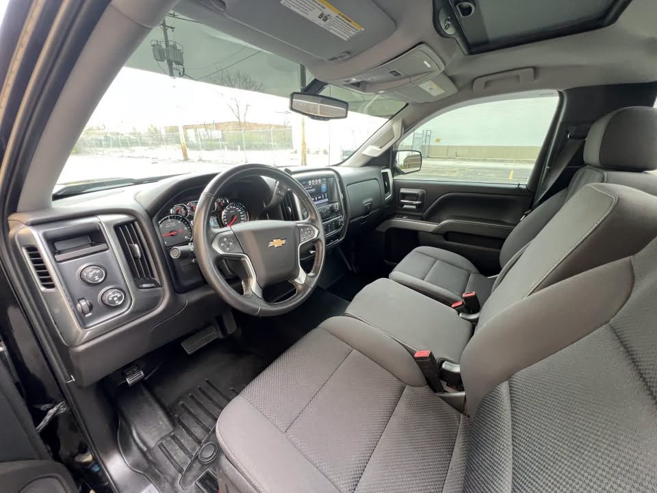 Twin-Turbocharged 2018 Chevrolet Silverado 1500 LT Z71 4×4 - Image 6