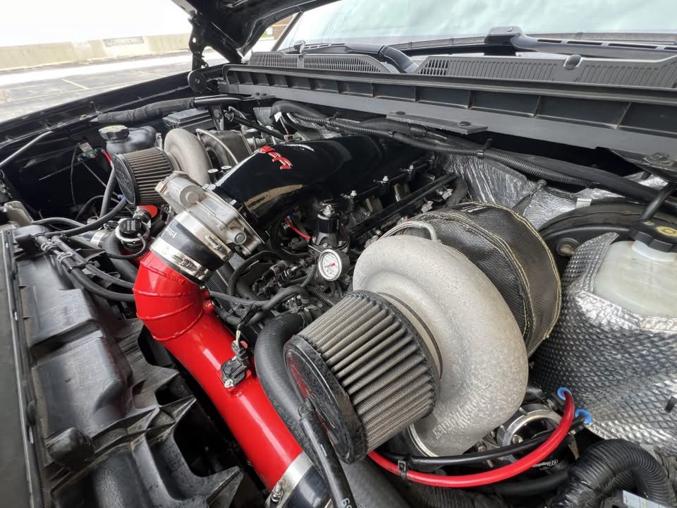 Twin-Turbocharged 2018 Chevrolet Silverado 1500 LT Z71 4×4 - Image 16