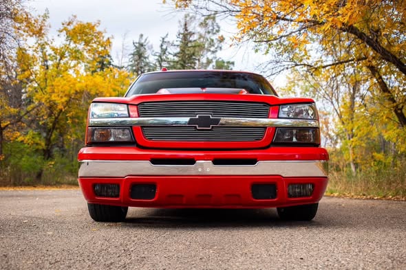 2004 Chevrolet Silverado 1500 LS - Image 9
