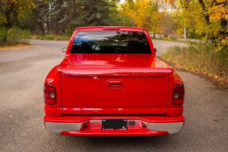 2004 Chevrolet Silverado 1500 LS - Image 12