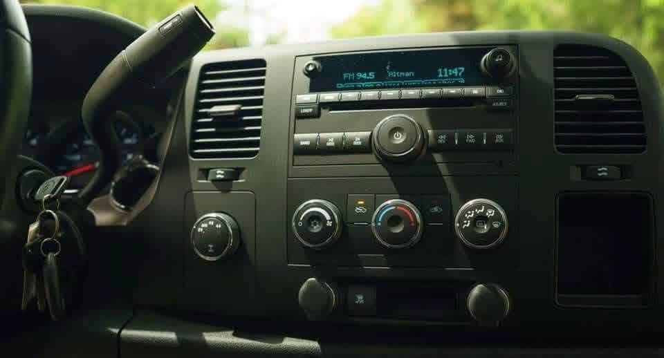 2009 Chevrolet Silverado 1500 LT Z71 4×4 - Image 6