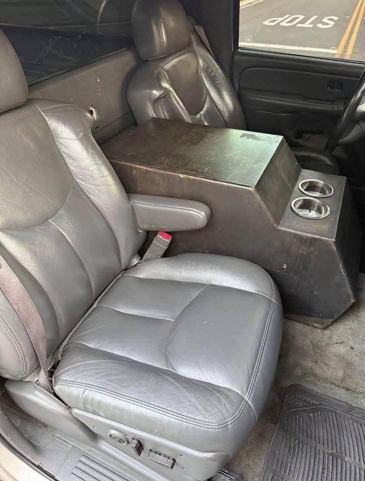 2007 classic Chevrolet Silverado single cab - Image 11