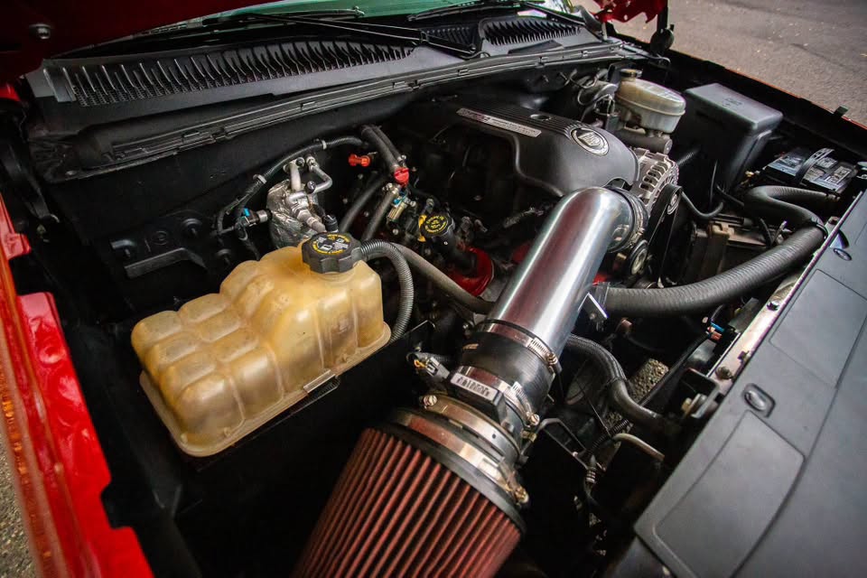 2004 Chevrolet Silverado 1500 LS - Image 16
