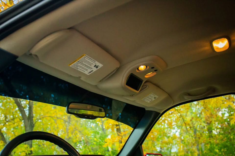 2004 Chevrolet Silverado 1500 LS - Image 19