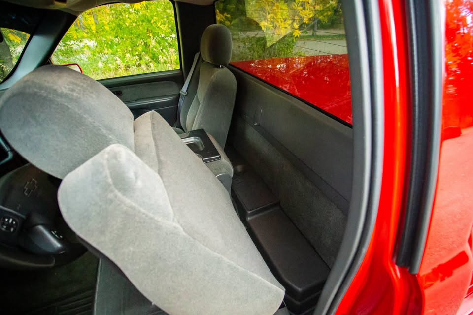 2004 Chevrolet Silverado 1500 LS - Image 20