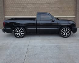 2004 Chevrolet Silverado - Image 4