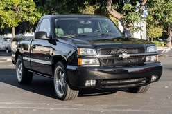 Supercharged 2005 Chevrolet Silverado Joe Gibbs Performance Package - Image 3