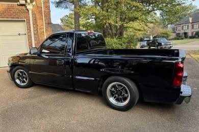 2001 Chevrolet Silverado 1500 LS - Image 2