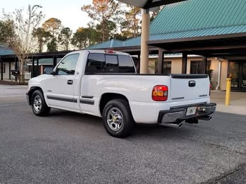 2000 Chevy Silverado 1500 LS - Image 2